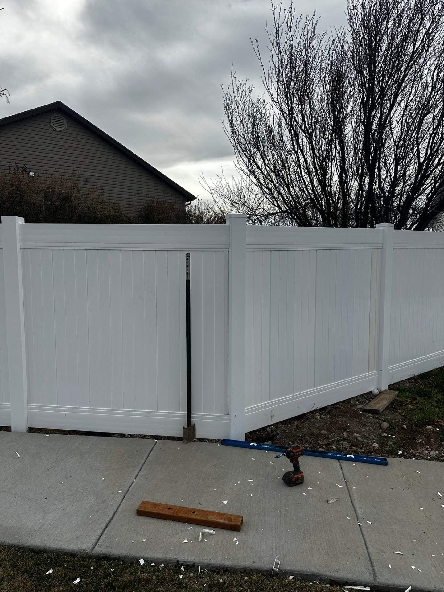 Vinyl Fence Repair